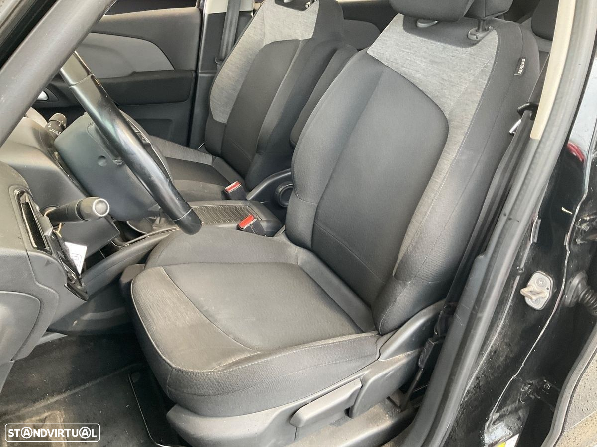 Citroën C4 Grand Picasso PureTech 130 Stop&Start SELECTION - 6