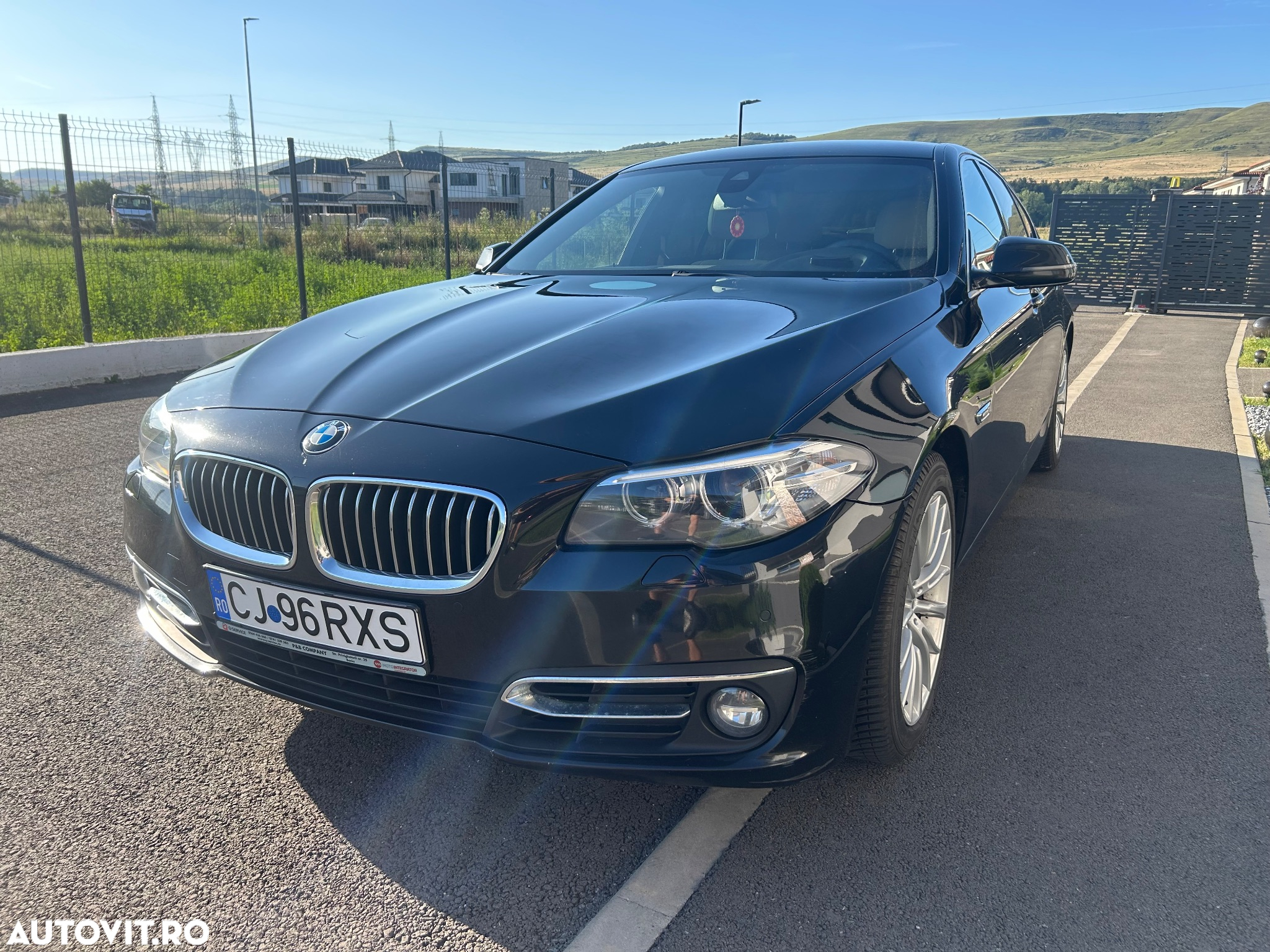 BMW Seria 5 525d xDrive AT - 26