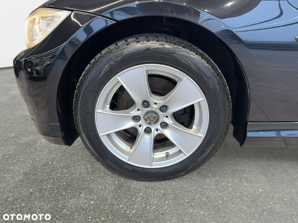 BMW Seria 3 - 10