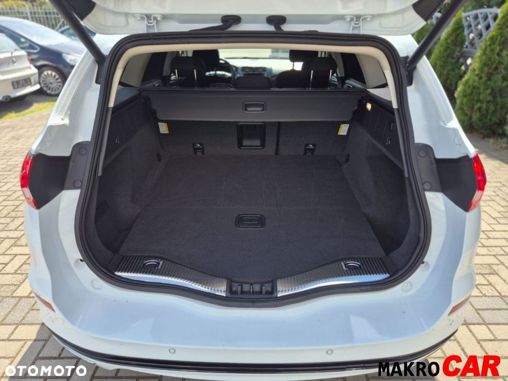 Ford Mondeo - 18