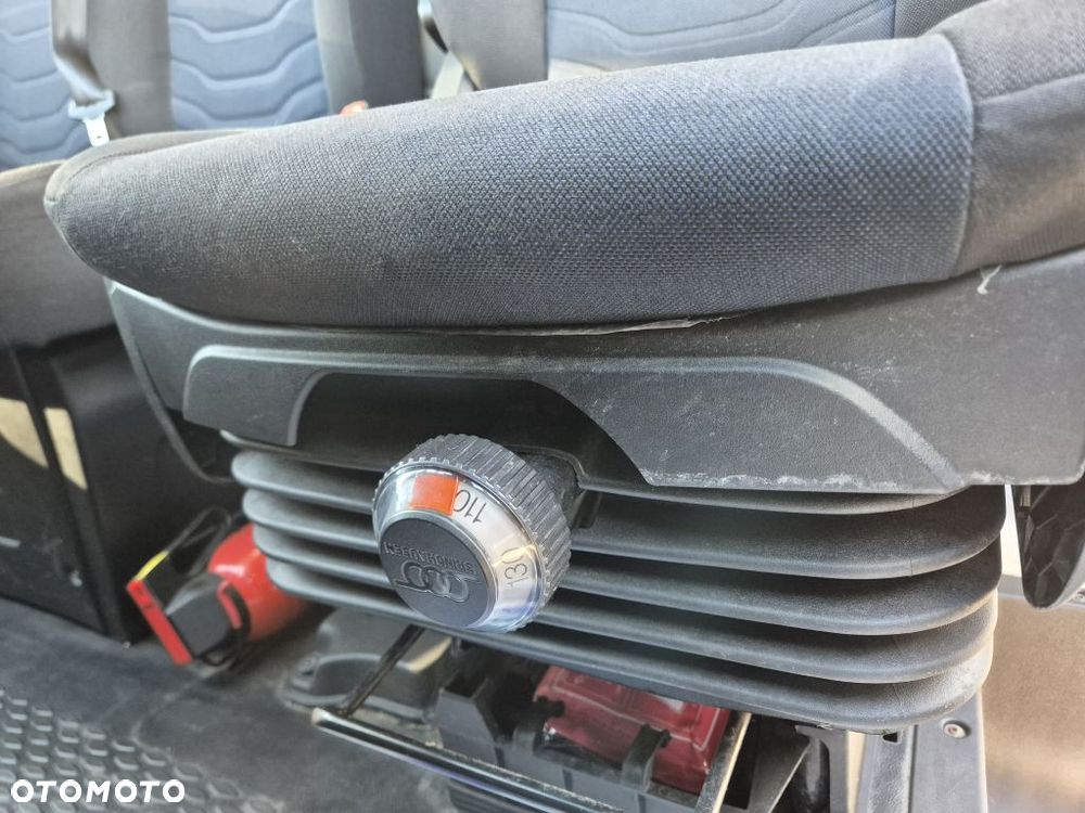 Iveco Daily 70C18 - 18
