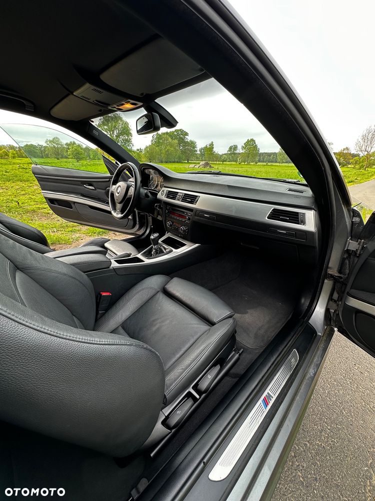 BMW Seria 3 320i M Sport Edition - 29