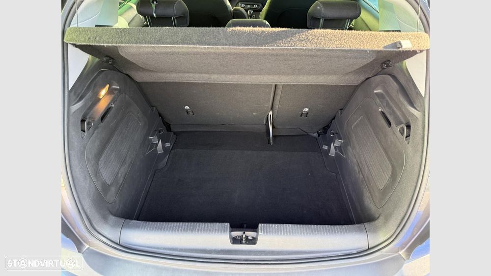 Opel Crossland 1.2 T Design & Tech - 15