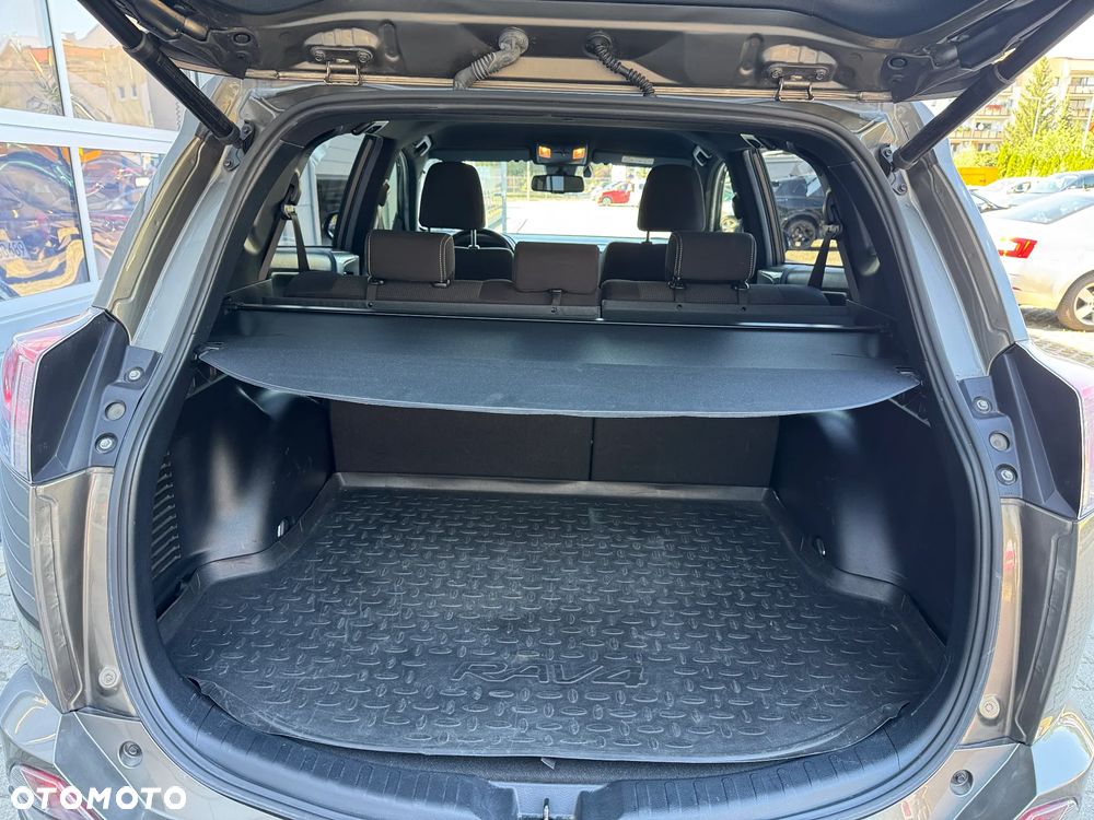 Toyota RAV4 2.0 D-4D Premium 4x2 - 13