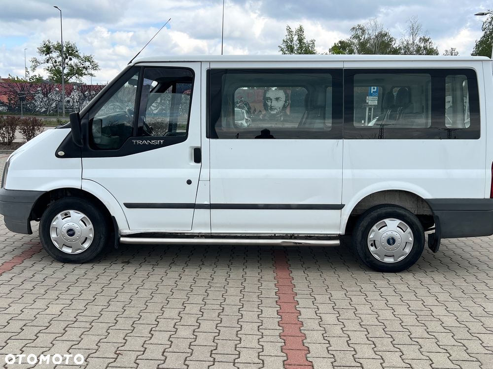 Ford Transit - 4
