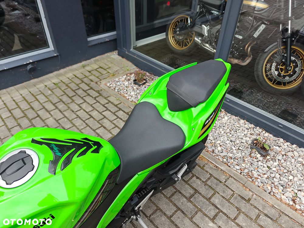 Kawasaki Ninja 400 - 8