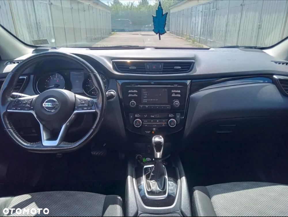 Nissan Rogue - 3
