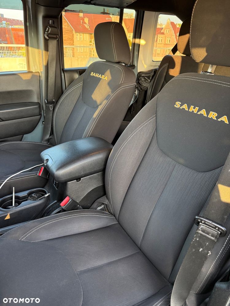 Jeep Wrangler 3.6 Unlim Sahara - 5