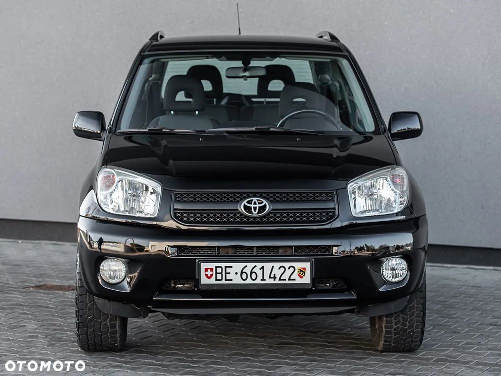 Toyota RAV4 - 4