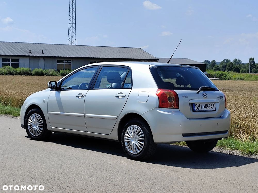 Toyota Corolla 1.4 D-4D Terra - 23
