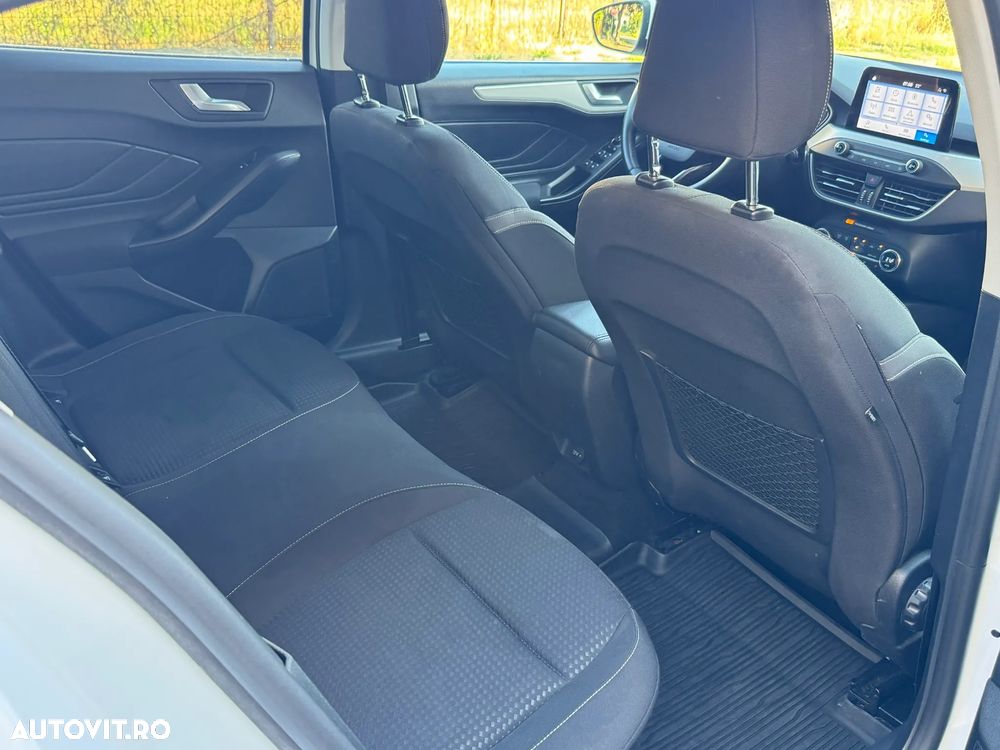 Ford Focus 1.5 EcoBlue Titanium X - 11