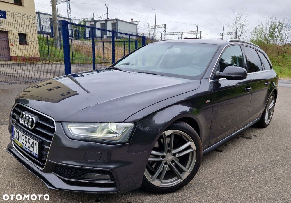 Audi A4 Avant 2.0 TDI DPF quattro S line Sportpaket - 2