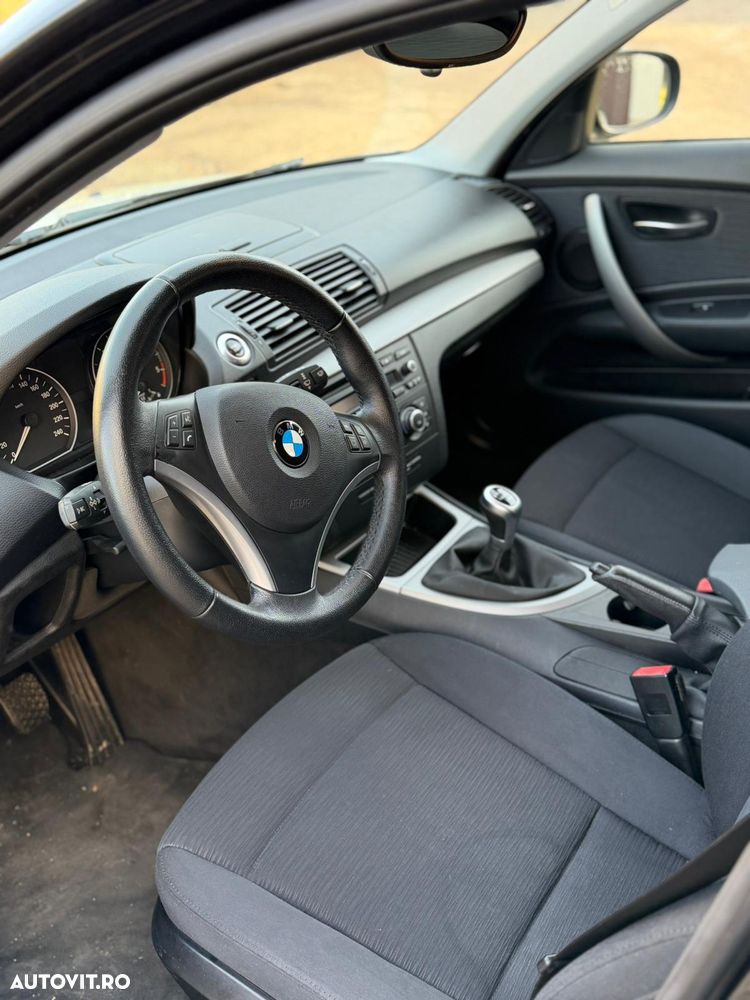 BMW Seria 1 - 15