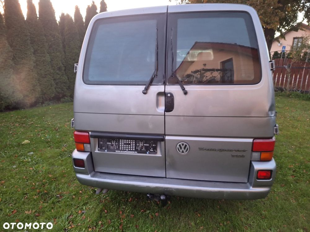 Volkswagen Transporter T4 2.5 tdi 102 km - 27