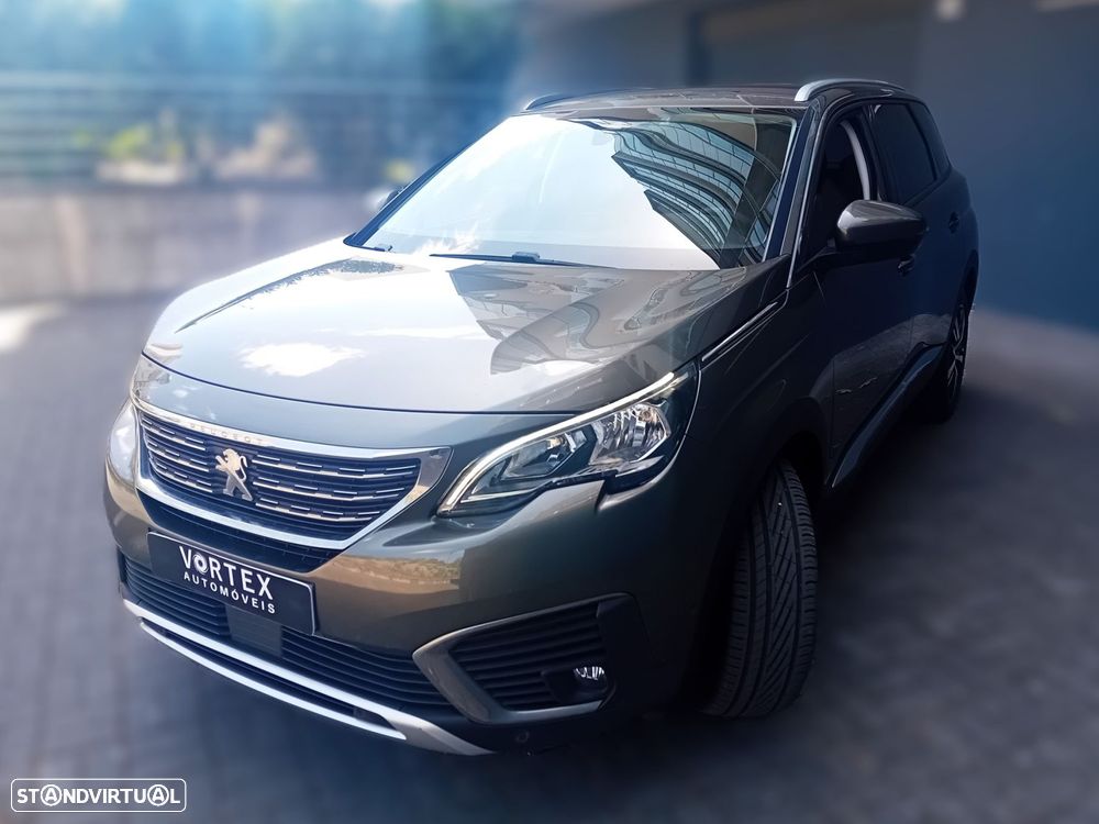 Peugeot 5008 2017 photo 3