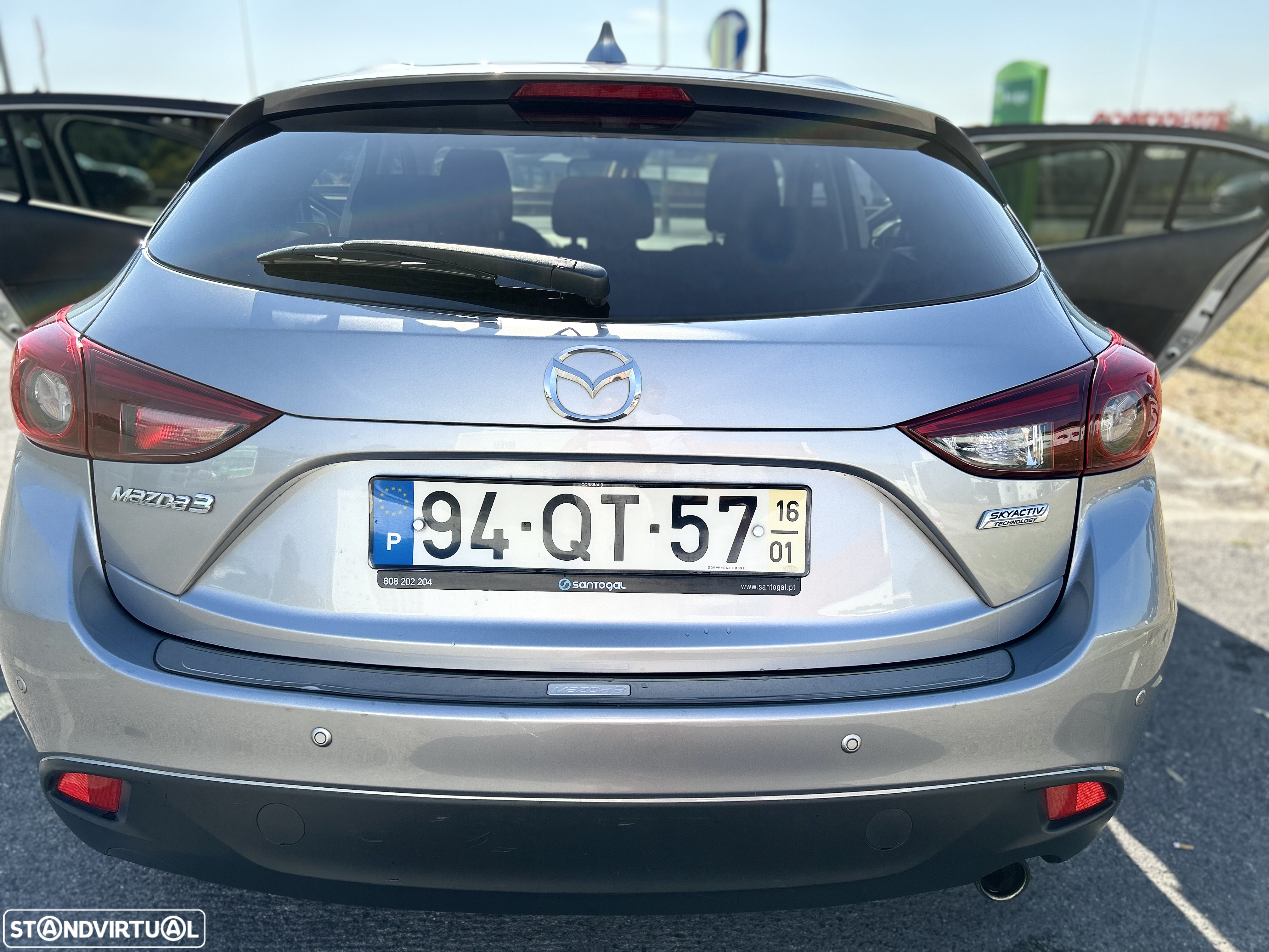 Mazda 3 1.5 Sky-G Evolve HS Navi - 10