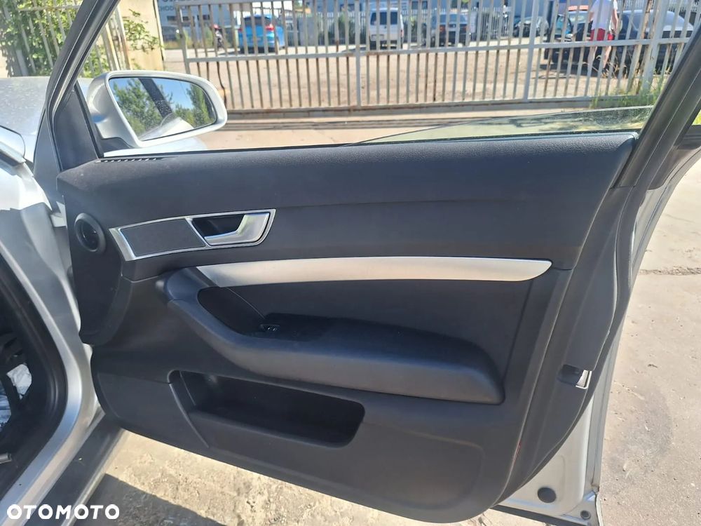 AUDI A6 C6 DRZWI PRZEDNIE PRAWE KOMPLETNE KOD LAKIERU LY7W - 2