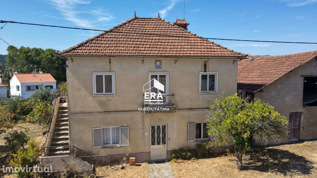 Moradia T3 localizada no Olival, Ourém - Grande imagem: 3/24