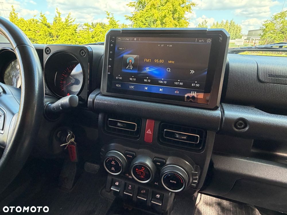 Suzuki Jimny - 10