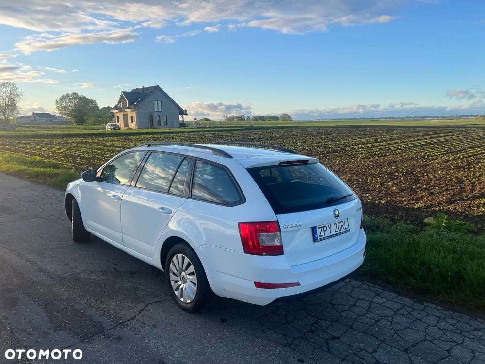 Skoda Octavia 1.6 TDI Edition - 6