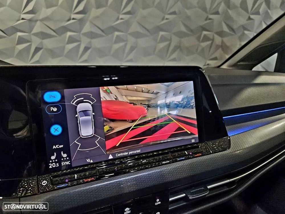 VW Golf 2.0 TDI GTD DSG - 21