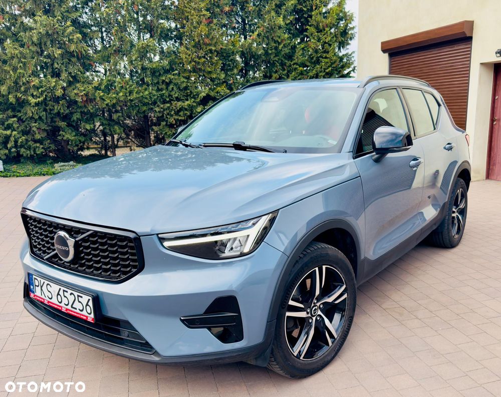 Volvo XC 40 B3 B DKG Plus Dark - 1