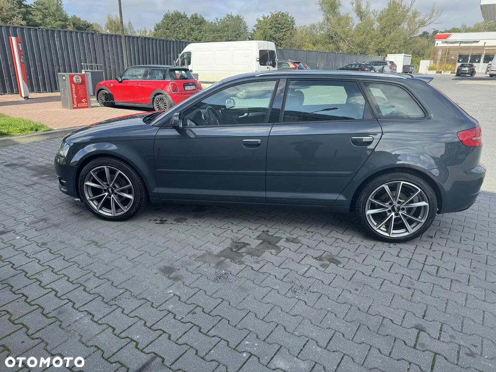 Audi A3 2.0 TDI DPF Attraction - 2