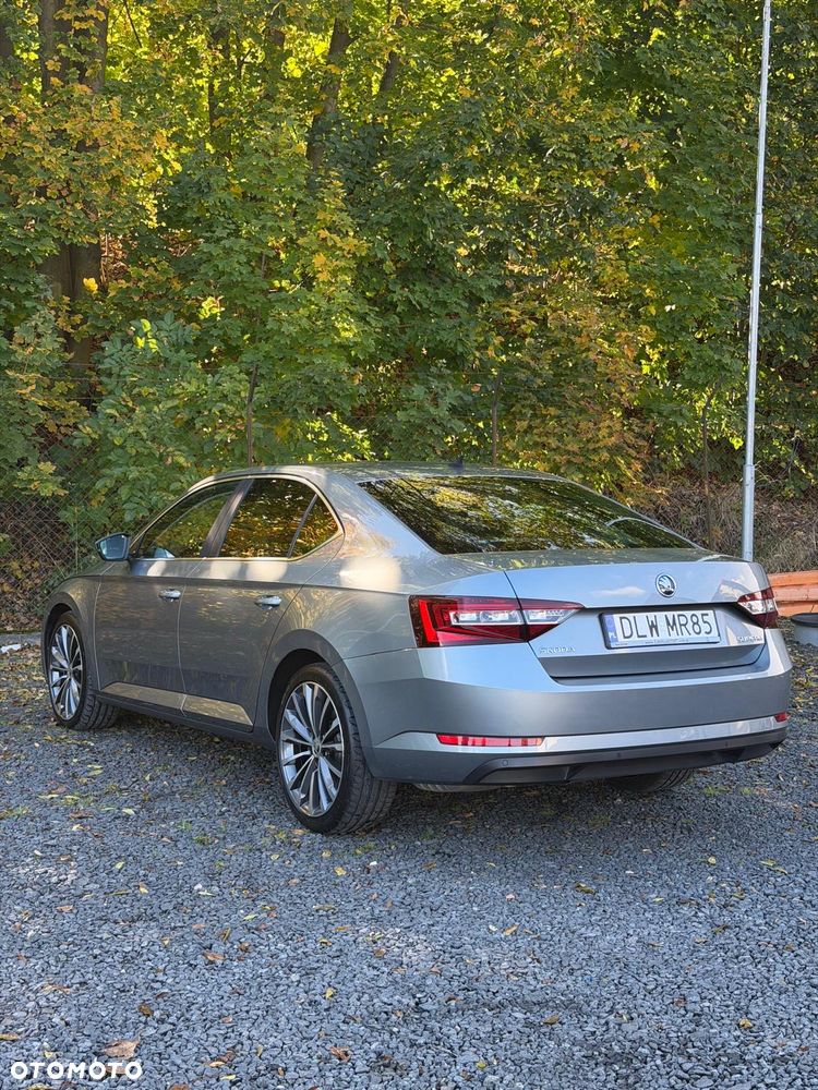 Skoda Superb 2016 photo 4