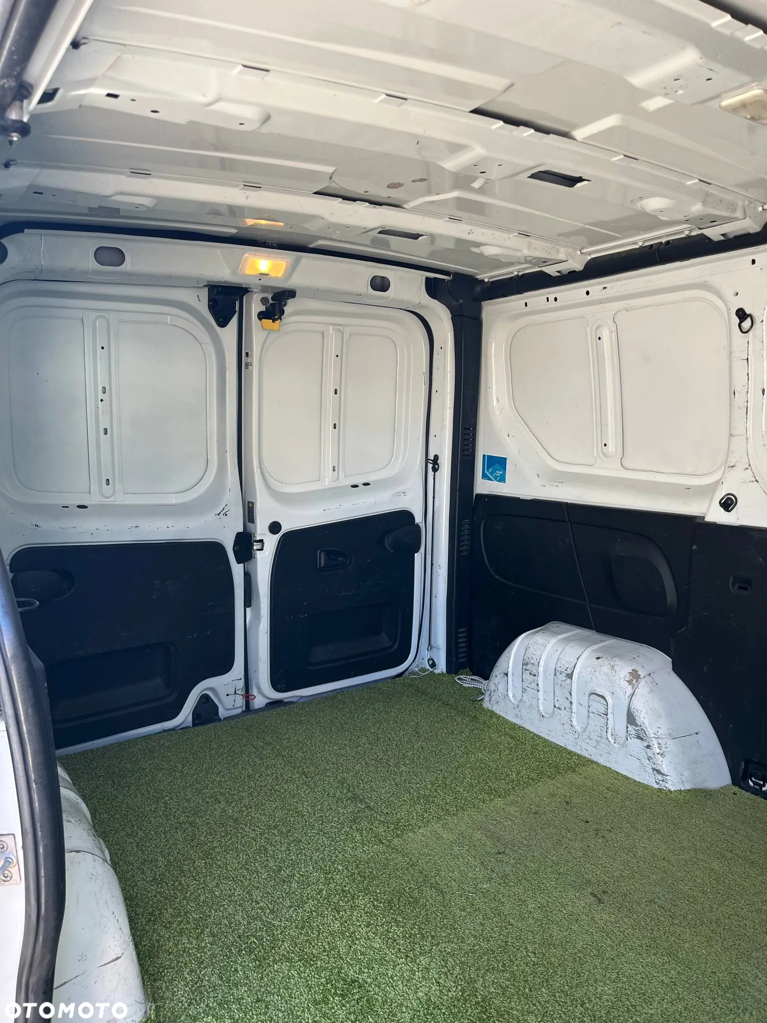 Renault Trafic - 7