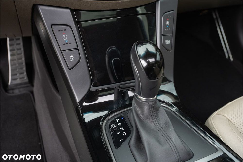 Hyundai i40 1.7 CRDi Premium DCT - 24