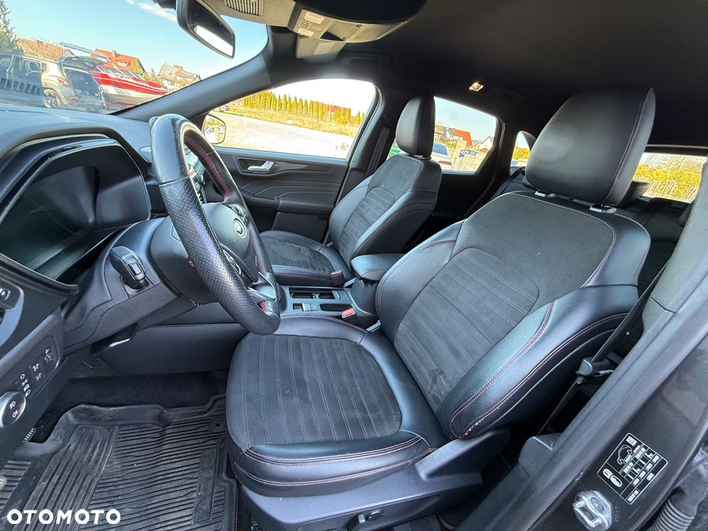 Ford Kuga 2.0 EcoBlue Hybrid ST-LINE X - 24