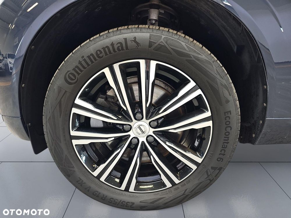 Volvo XC 60 B5 B AWD Inscription - 38