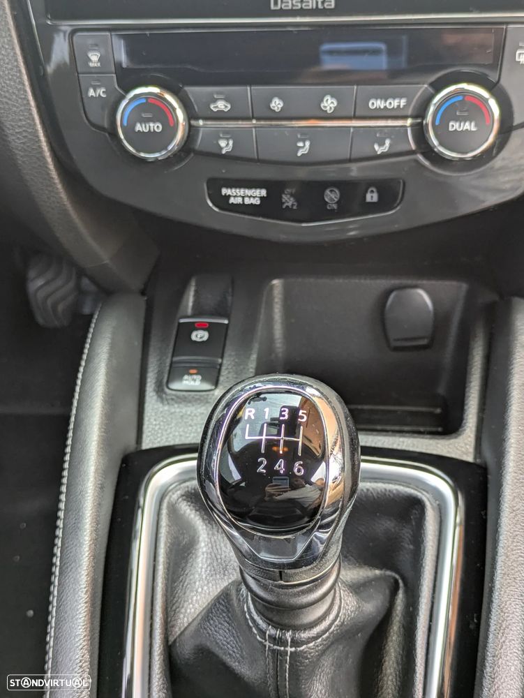 Nissan Qashqai 1.2 DIG-T N-Connecta Led - 17