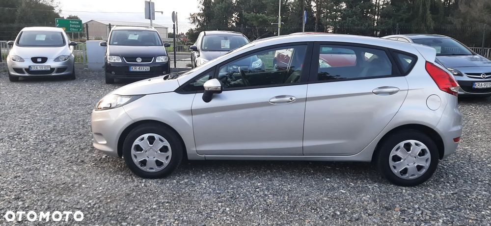 Ford Fiesta - 8