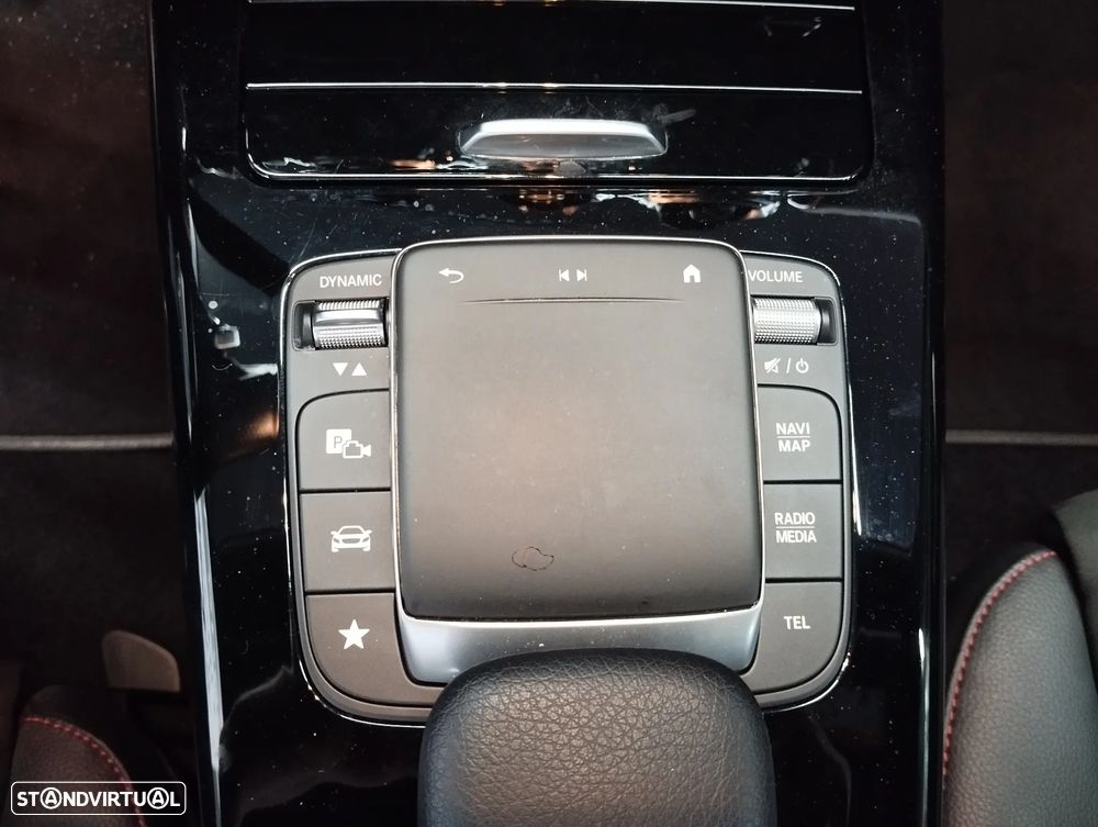 Mercedes-Benz A 250 e AMG Line - 34