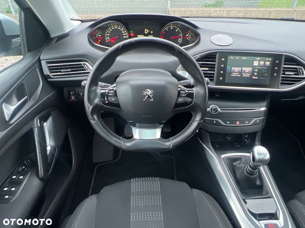Peugeot 308 BlueHDi 120 Stop & Start Niveau 2 Business-Line - 19