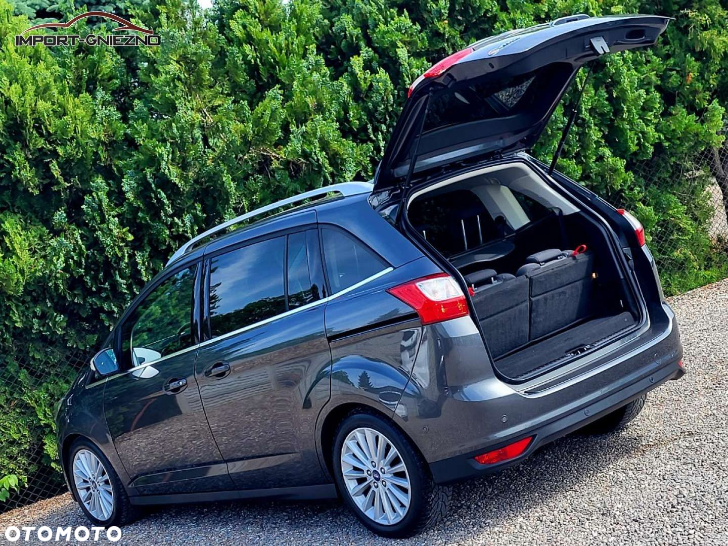 Ford Grand C-MAX - 28