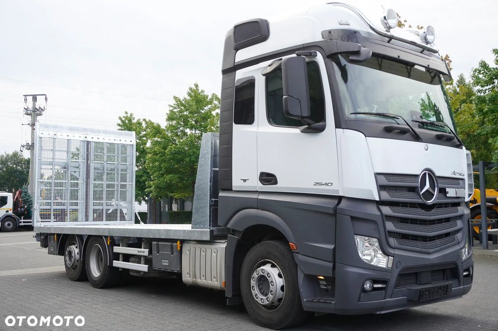 Mercedes-Benz Actros 2540 6×2 / 90 tys. km! / NOWA laweta 9 m OCYNK / Kabina 5 siedzeń! / Kilka sztuk_260406 - 17
