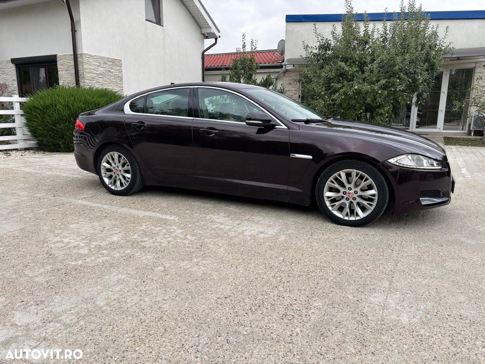 Jaguar XF 2.2D - 3