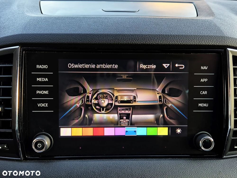 Skoda Karoq 2.0 TDI SCR 4x4 Style DSG - 14