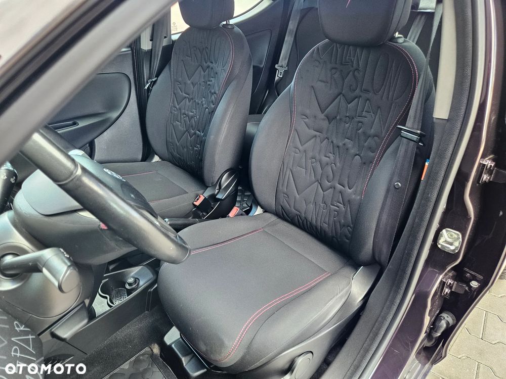 Lancia Ypsilon 1.2 8V Gold S&S - 21