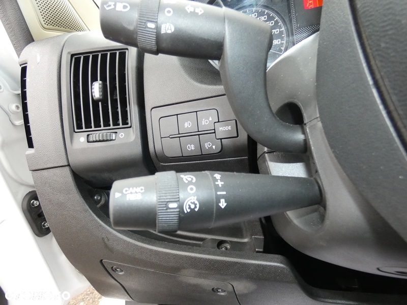 Fiat Ducato kontener + winda, klimatronik - 12