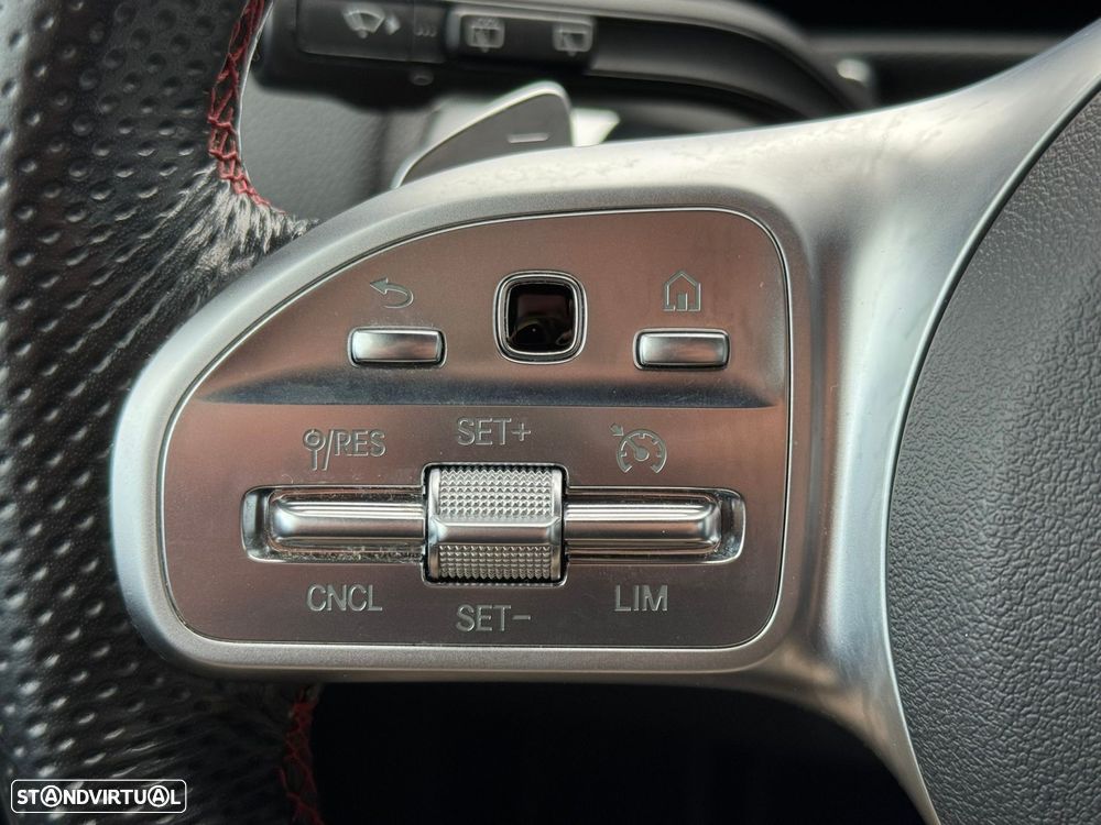 Mercedes-Benz GLB 220 d AMG Line - 35