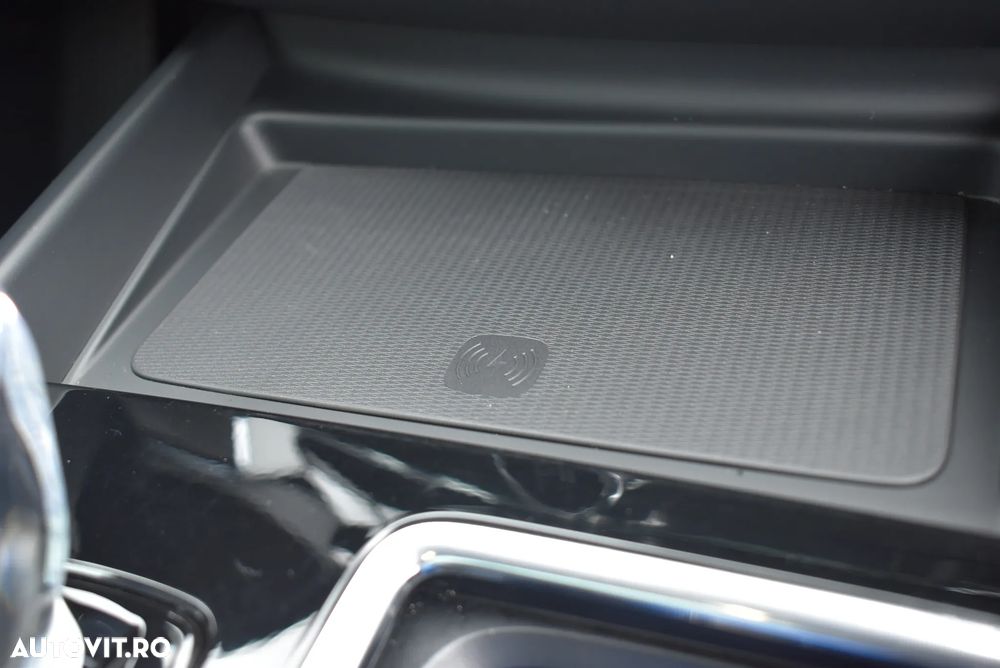 Volvo XC 60 T8 AWD AT PHEV Ultra Black Edition - 19