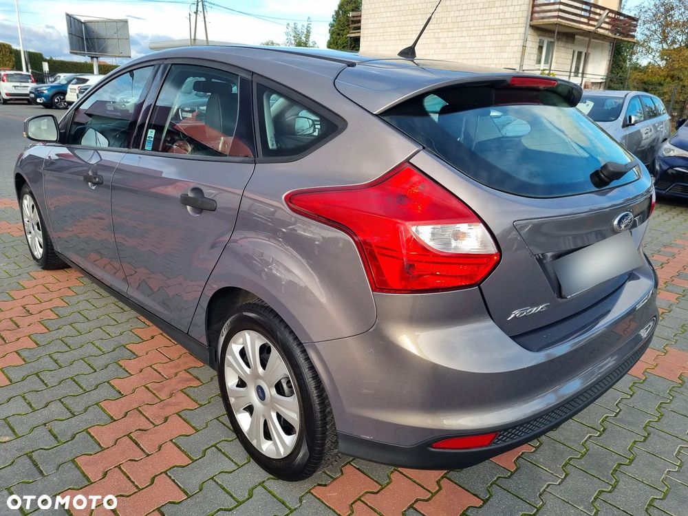 Ford Focus 1.6 Trend - 6