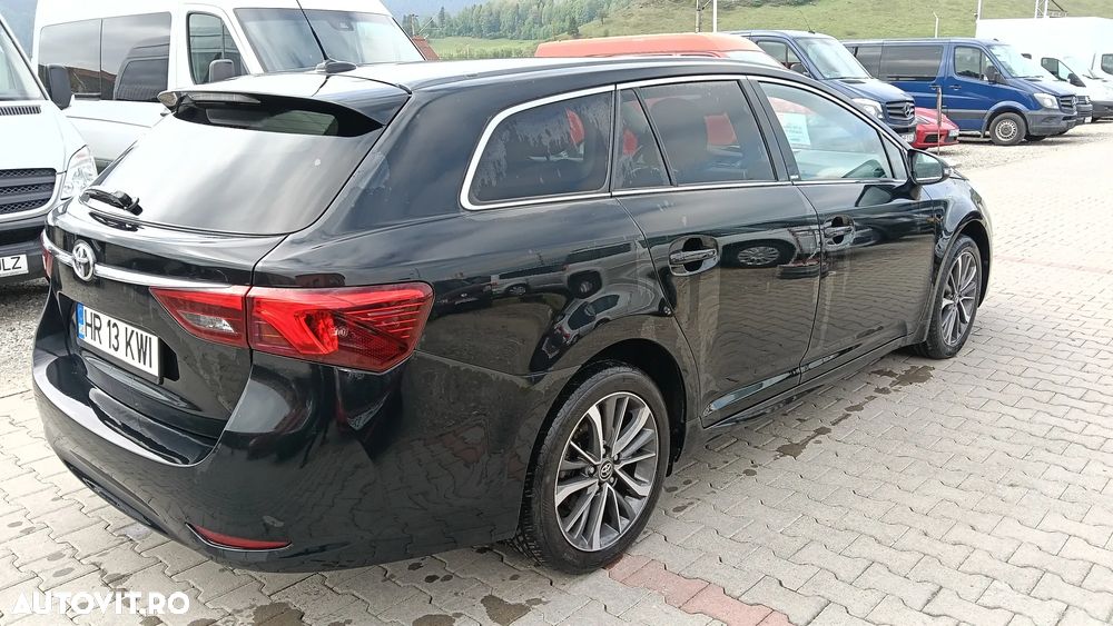 Toyota Avensis - 3