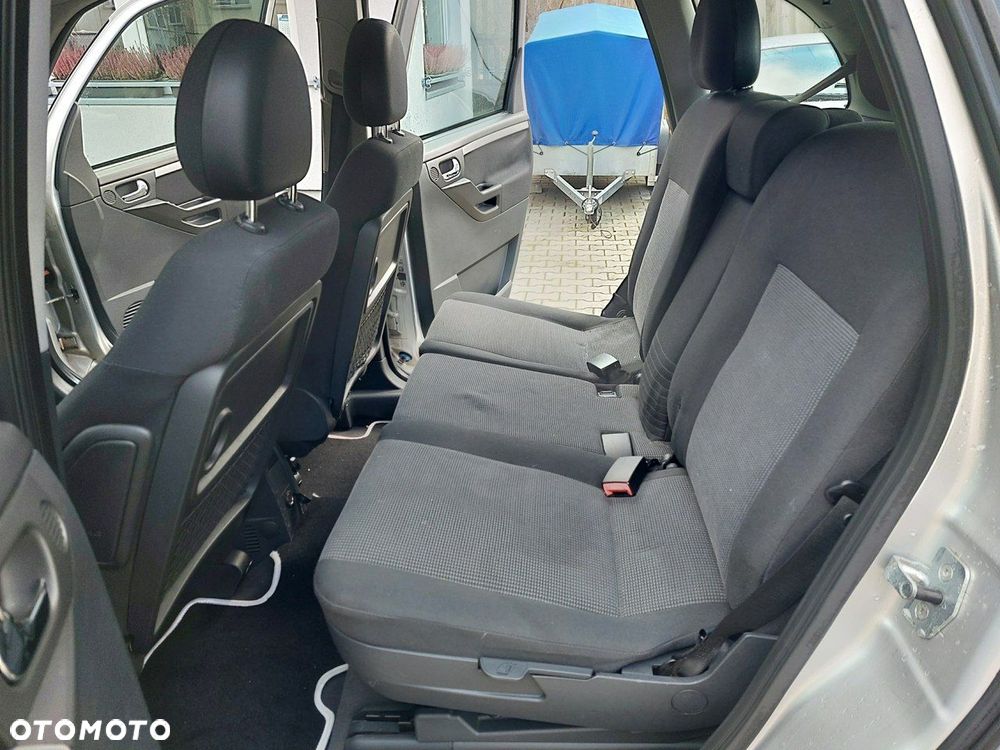 Opel Meriva - 9