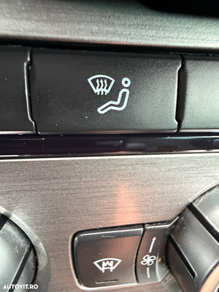 Volkswagen Passat 2.0 TDI BlueMotion Technology Business Edition - 21