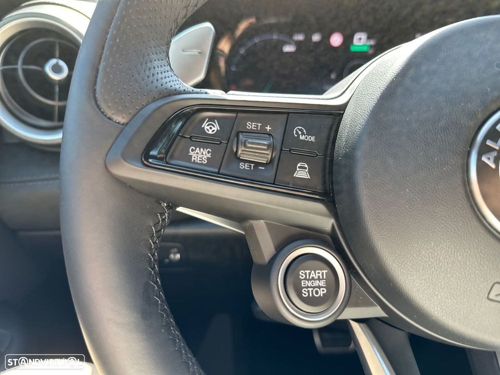 Alfa Romeo Tonale 1.3 Plug-In Hybrid Veloce e-AWD - 16