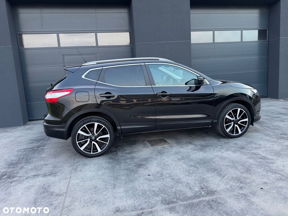 Nissan Qashqai 1.6 DCi Black Edition Xtronic EU6 - 5